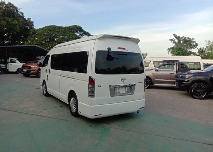 TOYOTA HIACE | Mirza Enterprises Japan