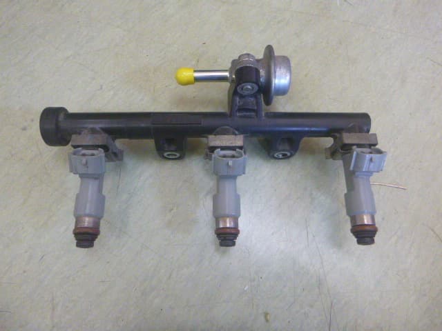 Daihatsu Move Conte L575S - Genuine Fuel Injector