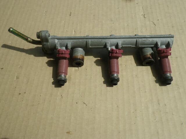 Fuel Injector DAIHATSU Mira Gino L700S 5988