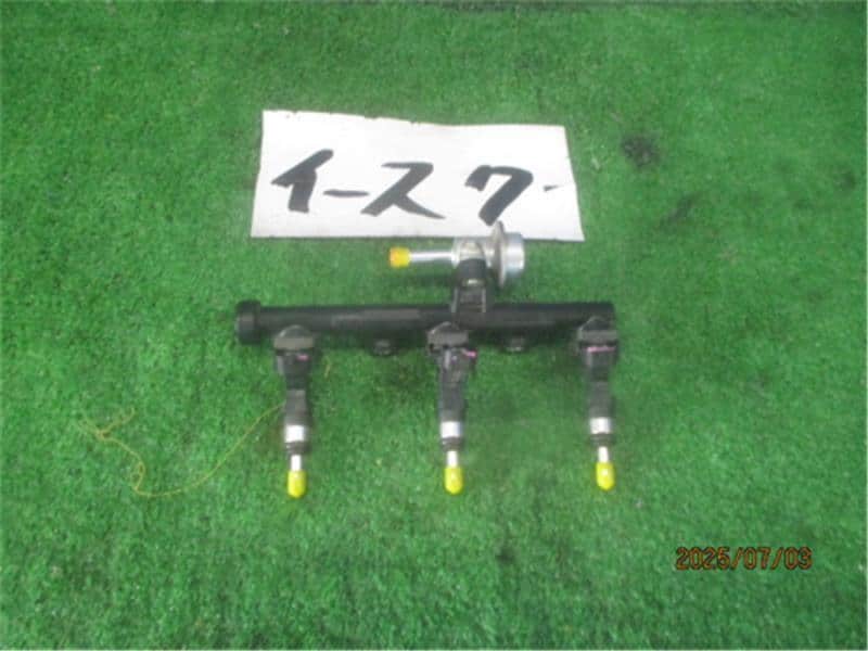 Fuel Injector DAIHATSU Mira e:S LA300S Genuine P40200-25016165