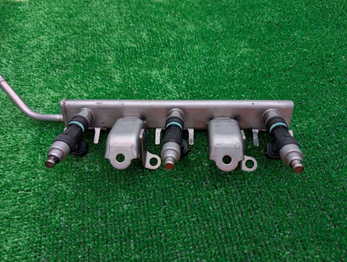 Fuel Injector Set for Suzuki Palette (MK21S) – Engine: K6A