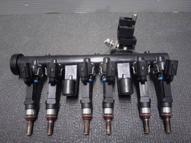 Fuel Injector for Daihatsu Taft R3 5BA-LA900S KF-VET Turbo (Tested, LA910S) 32547