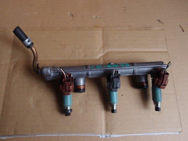 Fuel Injector for Daihatsu Terios Kid J111G 1999 (18-8N38)