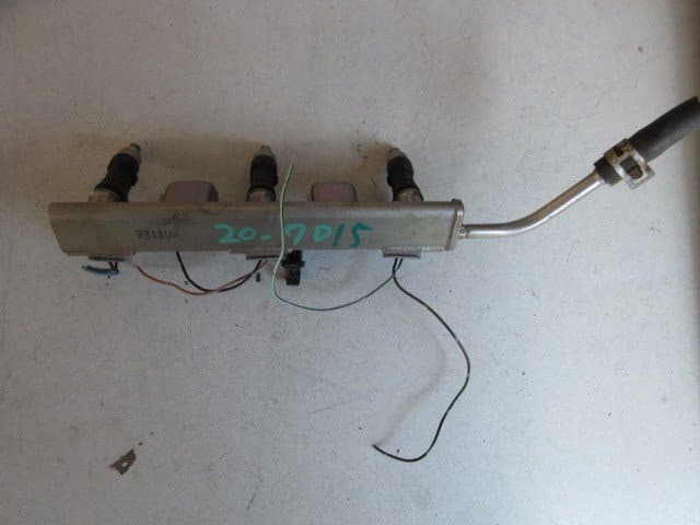 Fuel Injector for Mazda AZ Wagon MJ23S 2009 (20-7D15)