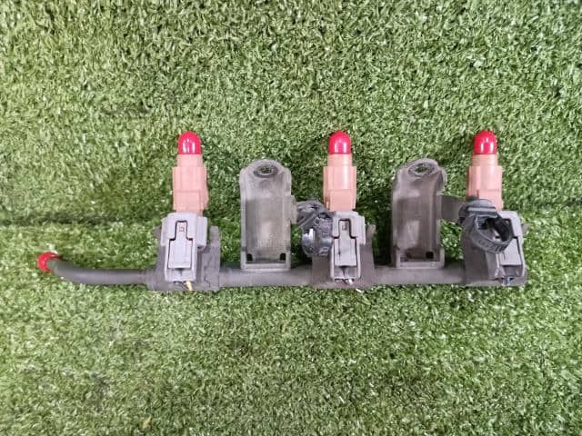 Fuel Injector for Suzuki Wagon R CBA-MH21S (15710-65H00)