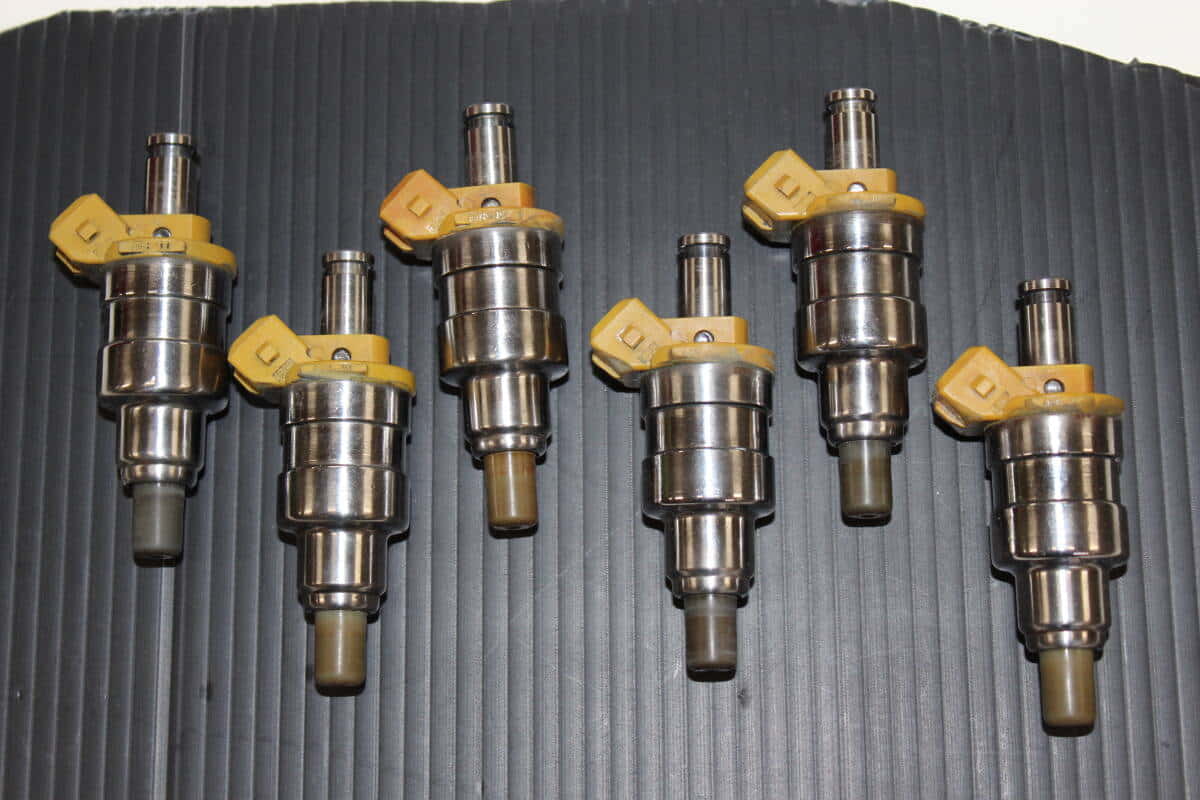 Nissan Genuine Fuel Injector for RB26DETT Engine - Fits GT-R BNR32, BCNR33, and BNR34 Models