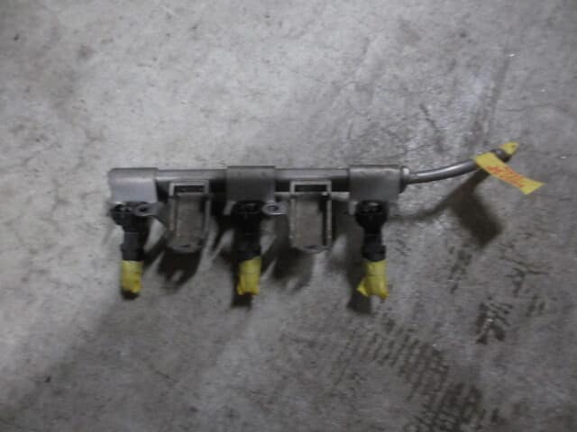 Fuel Injector Set for Suzuki Wagon R (MH23S) 2012 – 3pcs – 8-Hole Type