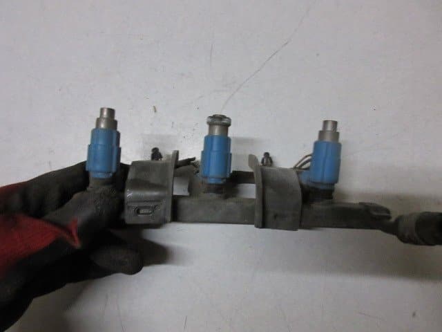 Fuel Injector for Suzuki Every (DB52V) – STP747