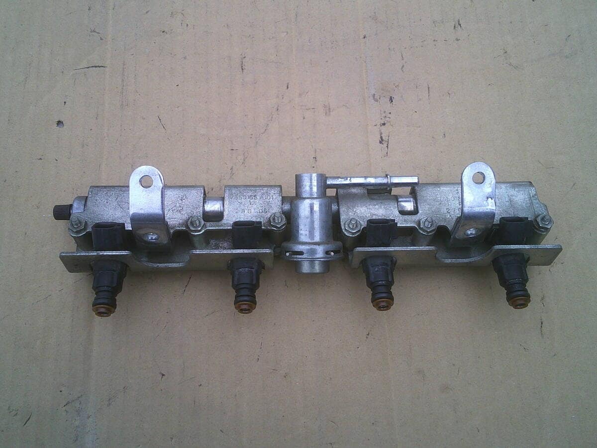 Fuel Injector with Pipe for BMW Mini (RA16/R50/R52) – 04891192AA / 0280155991