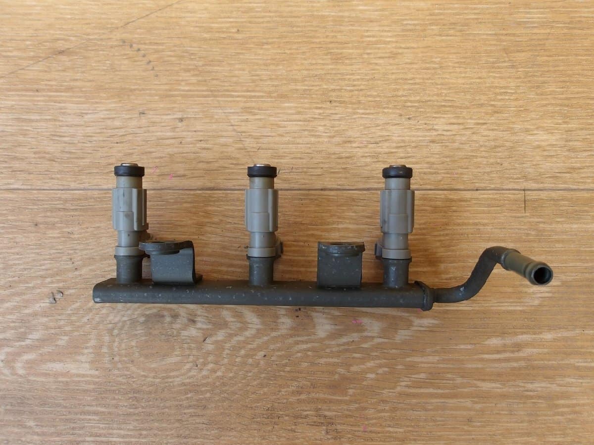 Fuel Injector Set (3pcs) for Mitsubishi Clipper U71T (2005) – Injectors