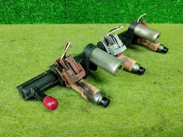 Fuel Injector for Daihatsu Hijet CRYDD (S330V, 2005)