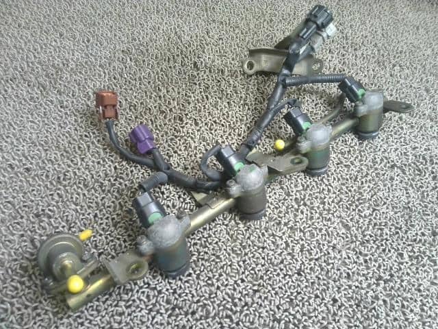 Fuel Injector for Nissan Primera Camino (E-WP11, 1998) – 16600-3J100