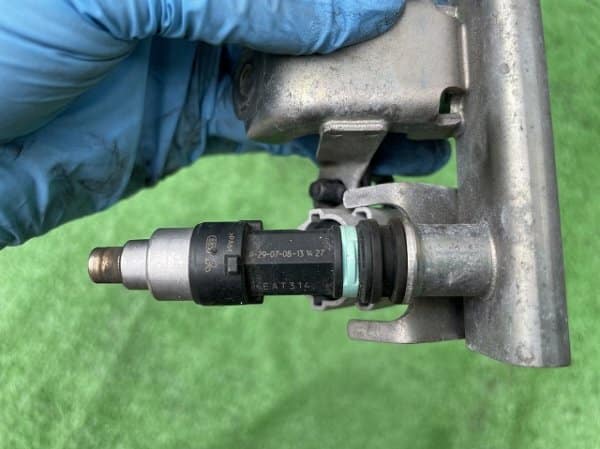 Fuel Injector for Suzuki Wagon R MH23S – 296 | Mirza Enterprises Japan