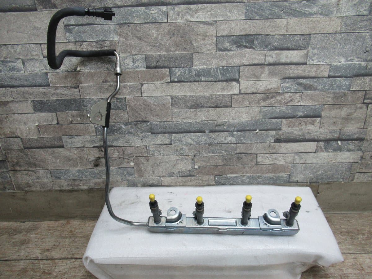 Fuel Injector for Toyota Prius 2017 (DAA-ZVW51) – T73-43