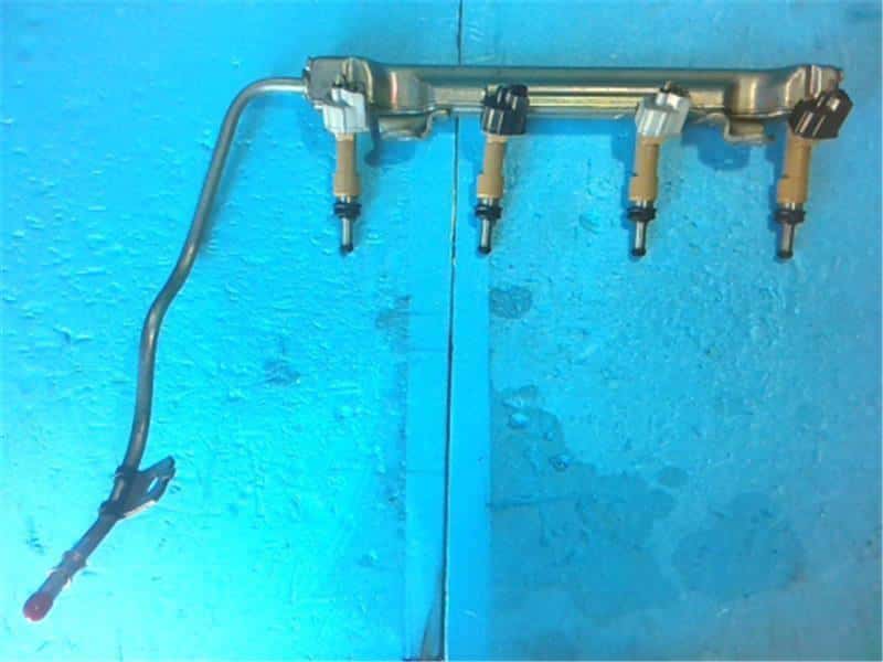 Fuel Injector for Toyota Voxy (DBA-ZRR70W, 2008) – 23209-39145