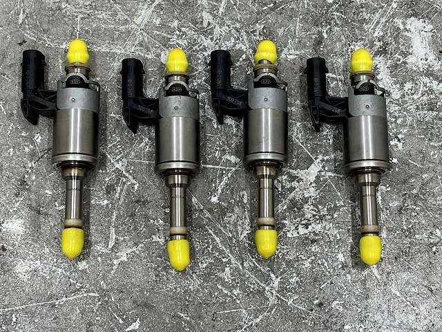 Fuel Injector for Volkswagen Golf Variant (2014, DBA-AUCJZ) – 04E906036T