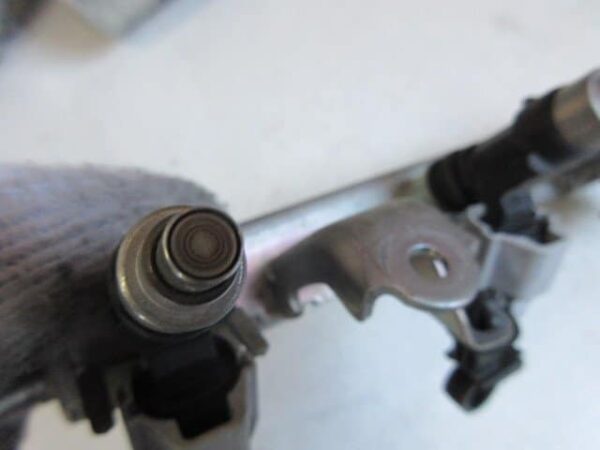Fuel Injector for Suzuki Wagon R MH23S 2011 – Fuel Injection Device 20 ...