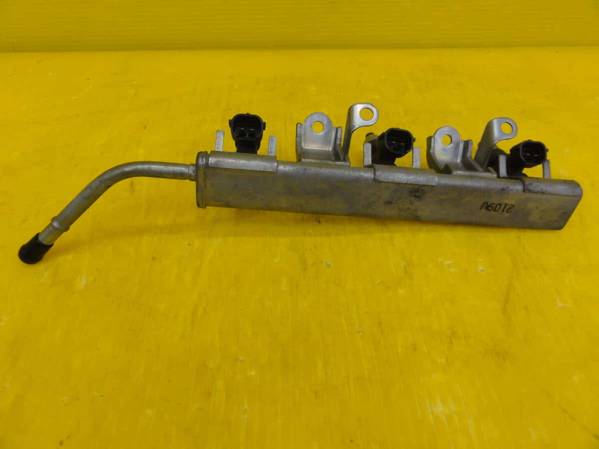 Fuel Injector Delivery Pipe for Suzuki Palette MK21S – F30791