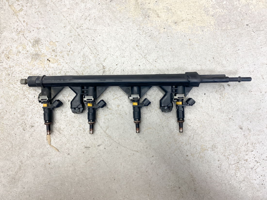 Fuel Injector for BMW MINI Cooper Clubman (R55, ABA-ML16, Right Hand) – V752817680-07