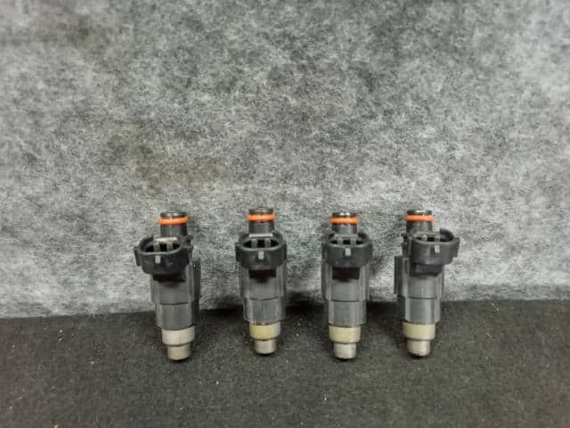 Fuel Injector Mitsubishi Pajero Mini 2005 TA-H53A – MR561750